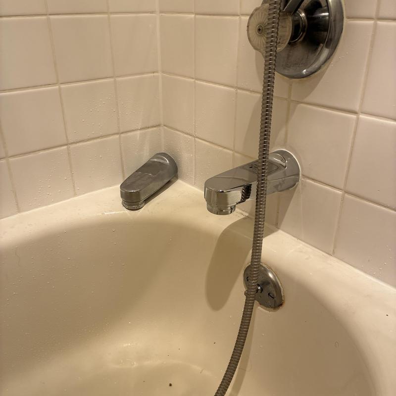 Delta showertub diverter valve and spout in tub Delta showertub diverter valve and spout in tub