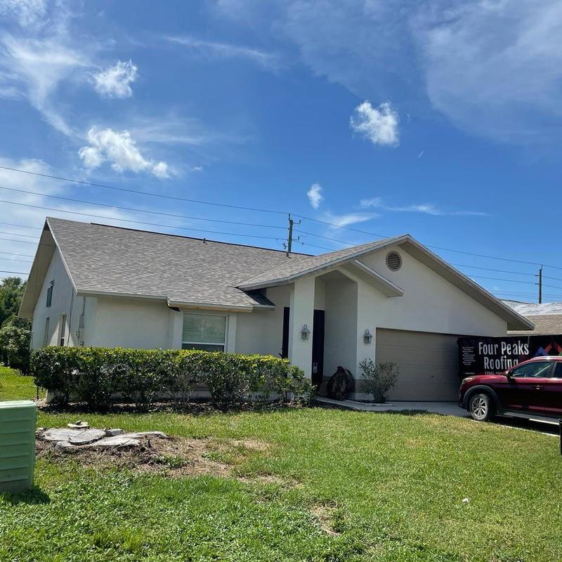 Owens Corning Duration shingle roof installation on home