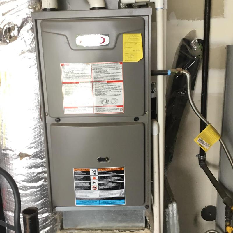 Furnace unit in basement with connected gas line
