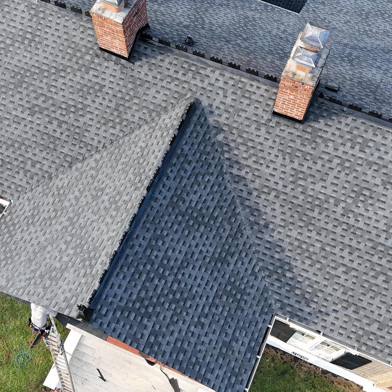 GAFHDZ shingle roof with new wood decking