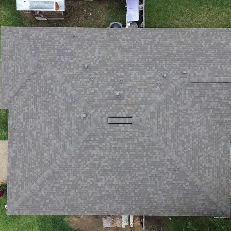 Owens Corning Architectural shingle roof in driftwood color