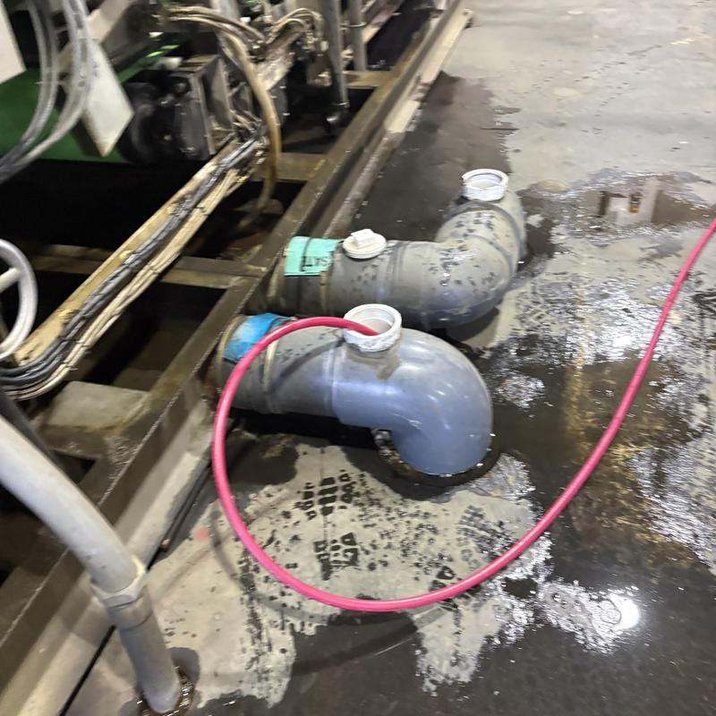 Sanitary sewer pipe cleaning with jetting hose