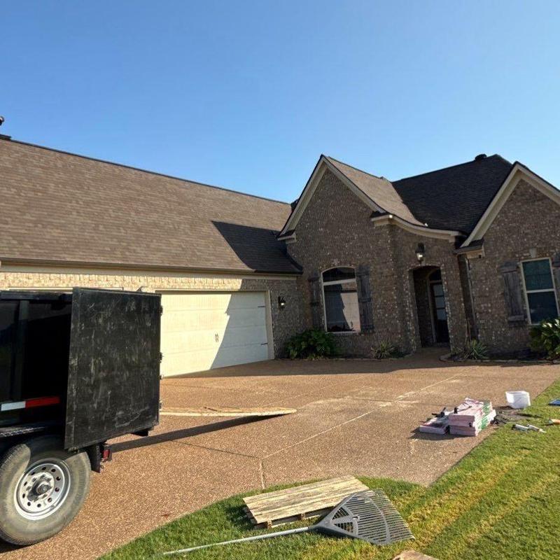 Owens Corning Oakridge asphalt roofing installation
