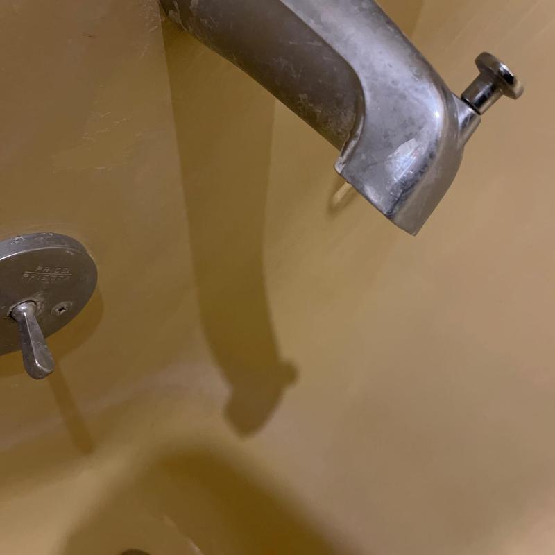 Tub spout and shower valve with leaking issues