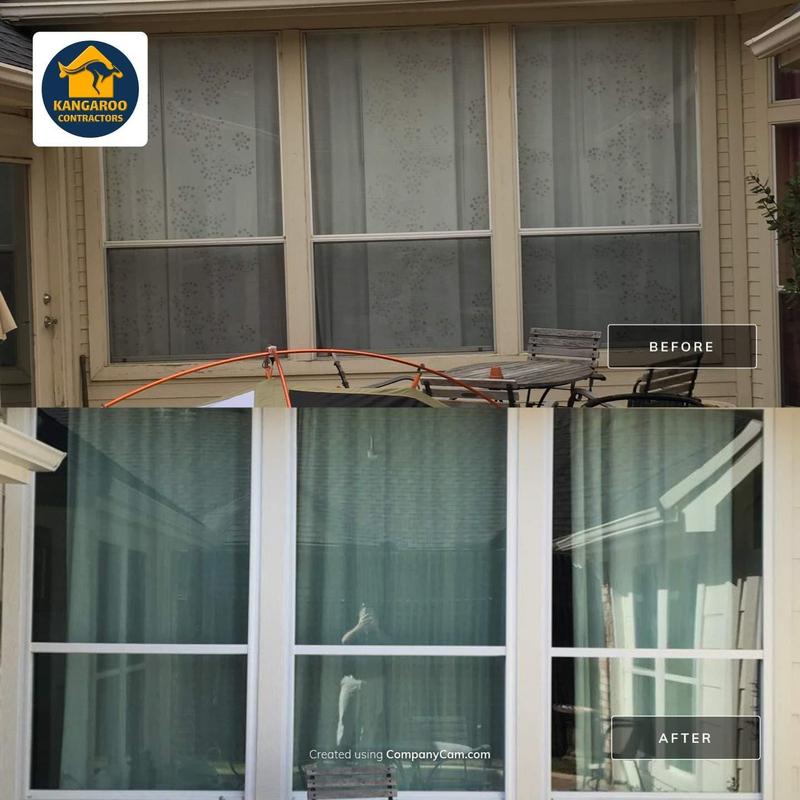 Vinyl windows replacement with sealed flashing tape