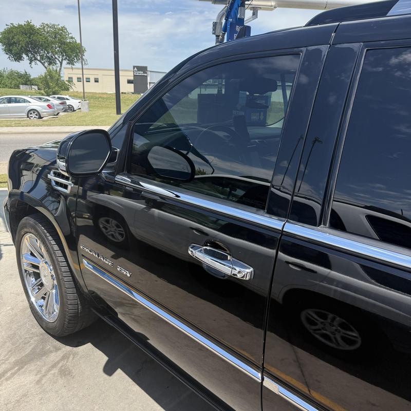 Car door lock unlocking at car wash in Tulsa, OK Car door lock unlocking at car wash in Tulsa, OK