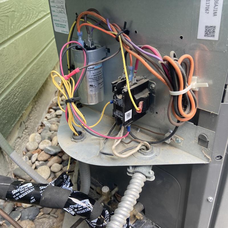 HVAC contactor and capacitor wiring inside unit