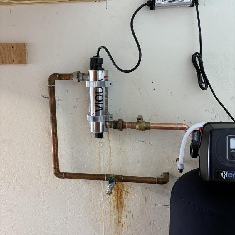 Water softener pipe assembly with electronic control unit Water softener pipe assembly with electronic control unit