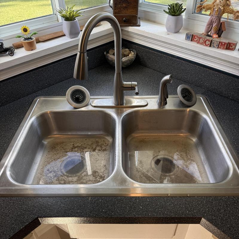 Kitchen sink drain and dual basin with faucet system Kitchen sink drain and dual basin with faucet system