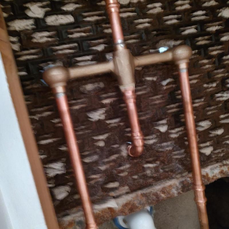 Central Brass 3-handle tub faucet copper piping installation Central Brass 3-handle tub faucet copper piping installation