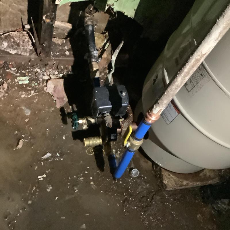 20-gallon State expansion tank with shutoff valve installation 20-gallon State expansion tank with shutoff valve installation