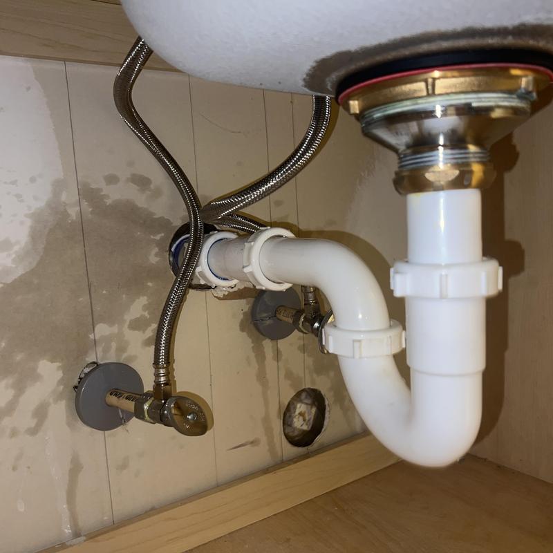 Kitchen sink p-trap and basket strainer installation Kitchen sink p-trap and basket strainer installation