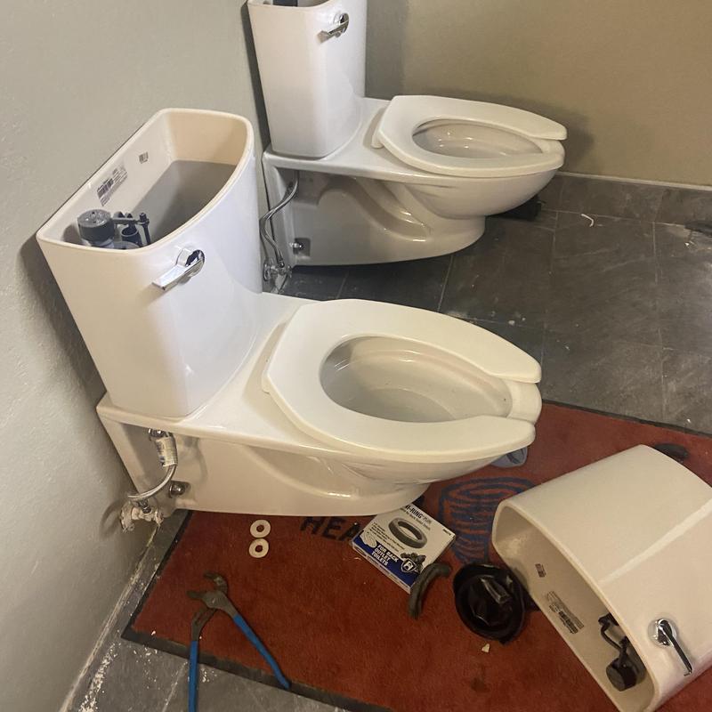 Wall-mounted toilets installation with open tanks Wall-mounted toilets installation with open tanks