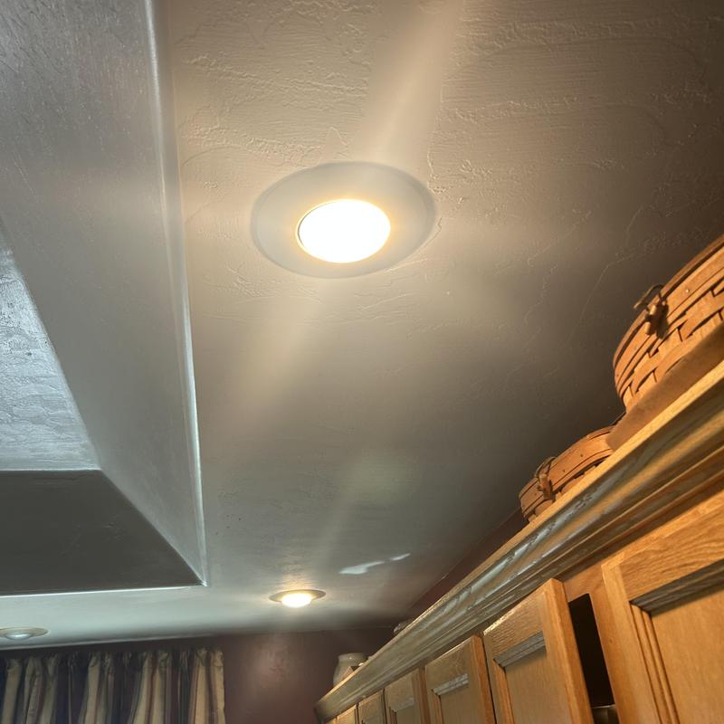 Recessed ceiling light fixtures in kitchen ceiling