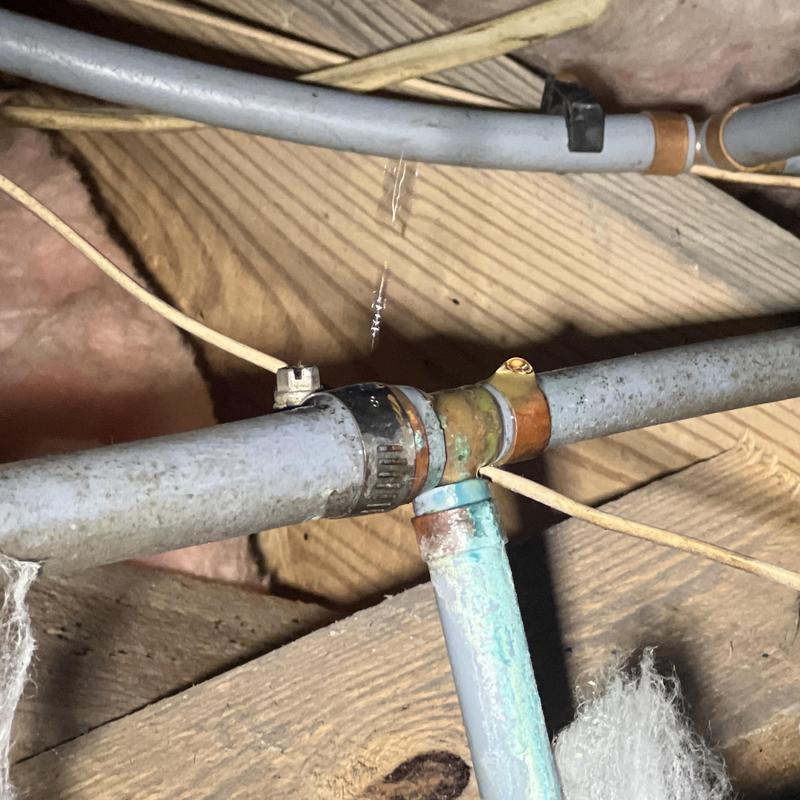 Quest waterline leak with pipe fittings and clamps Quest waterline leak with pipe fittings and clamps