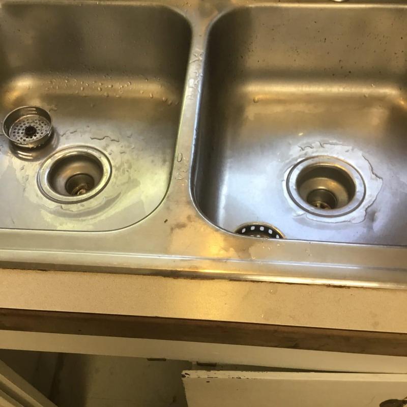 Kitchen sink drains without strainers, stainless steel basin