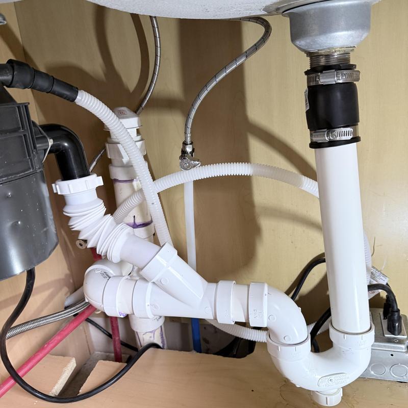 Kitchen sink drain piping with dishwasher connection Kitchen sink drain piping with dishwasher connection