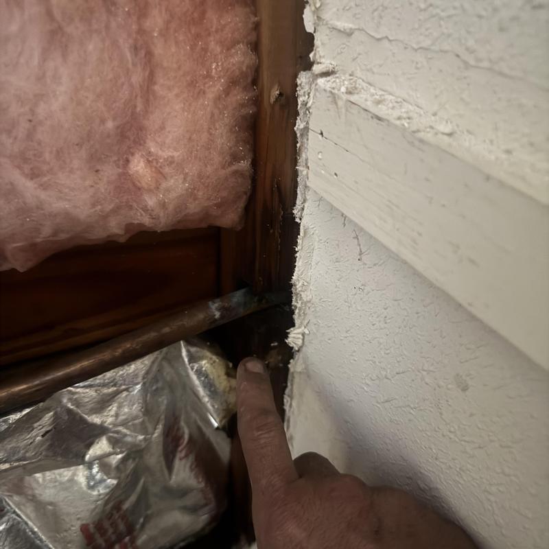 Copper pipe pinhole leak behind wall insulation Copper pipe pinhole leak behind wall insulation