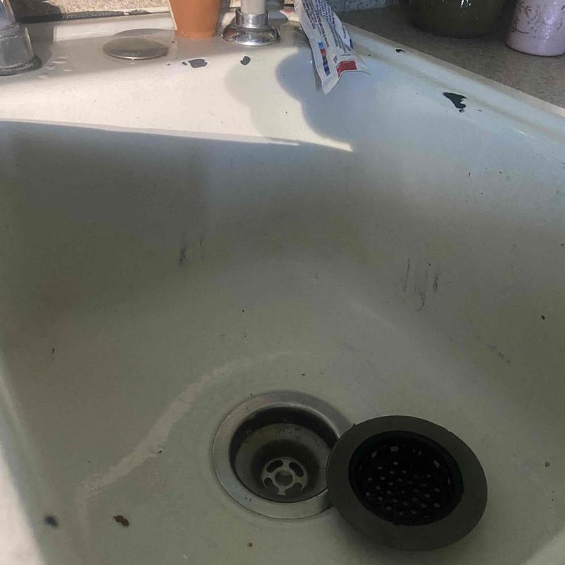 Kitchen sink drain with strainer removed