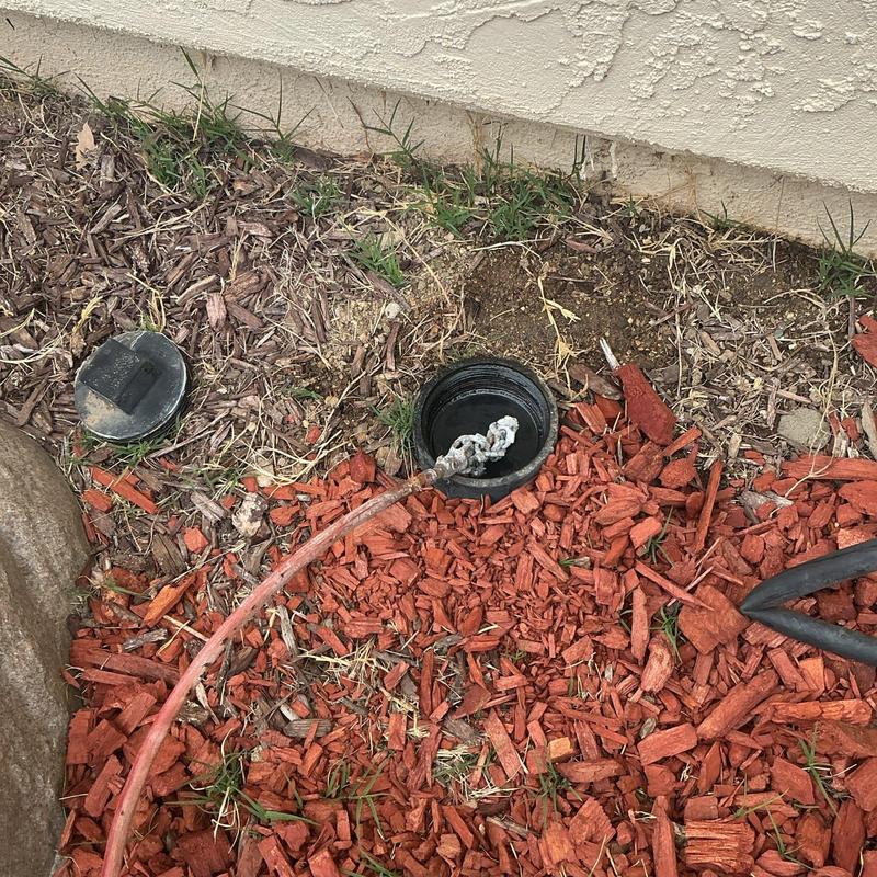 Drain piping descaling with K912 machine outdoors