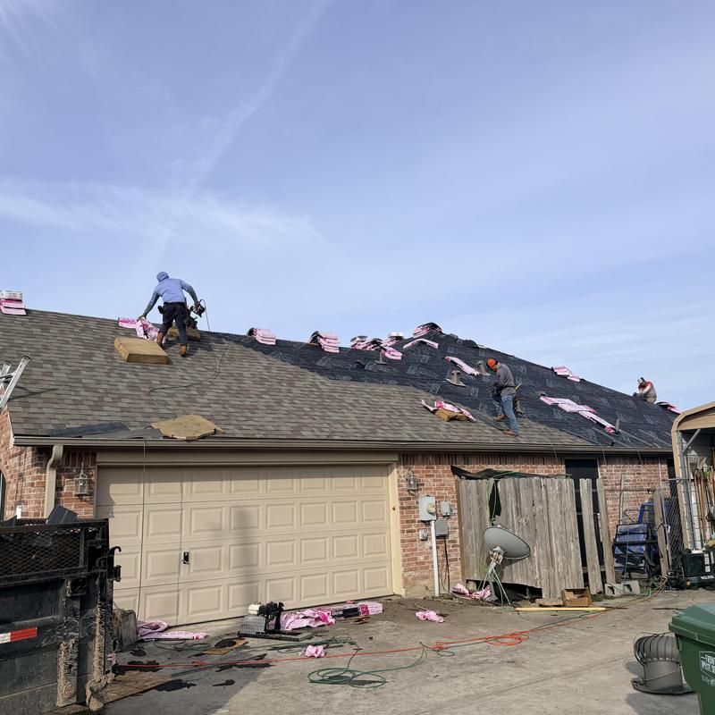 Roof shingles installation on residential home in Baytown TX
