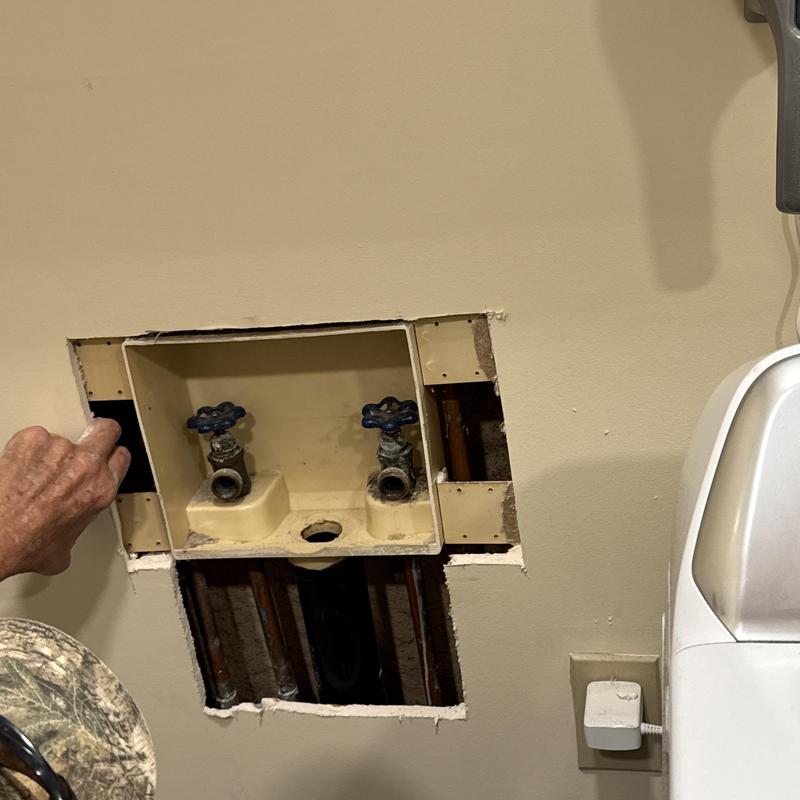 Washing machine box installation with shutoff valves Washing machine box installation with shutoff valves