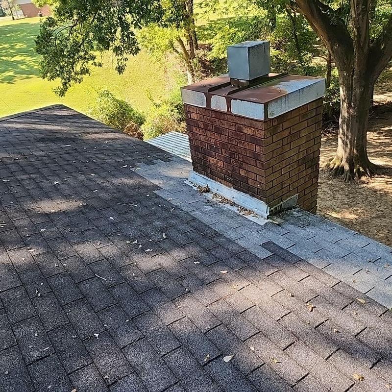 Chimney saddle with Owens Corning Oakridge shingles