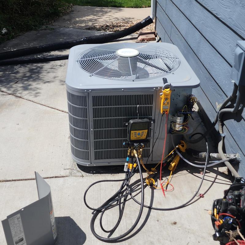 Carrier 24ac636a310 air conditioner with diagnostic tools