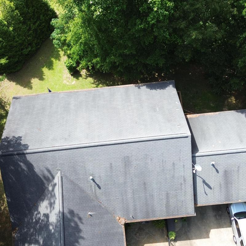 Asphalt shingle roof with clean, uniform installation Asphalt shingle roof with clean, uniform installation