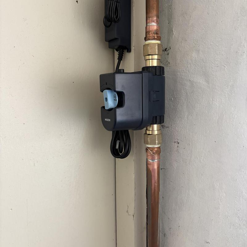 Flo by Moen smart water shut-off system installation Flo by Moen smart water shut-off system installation