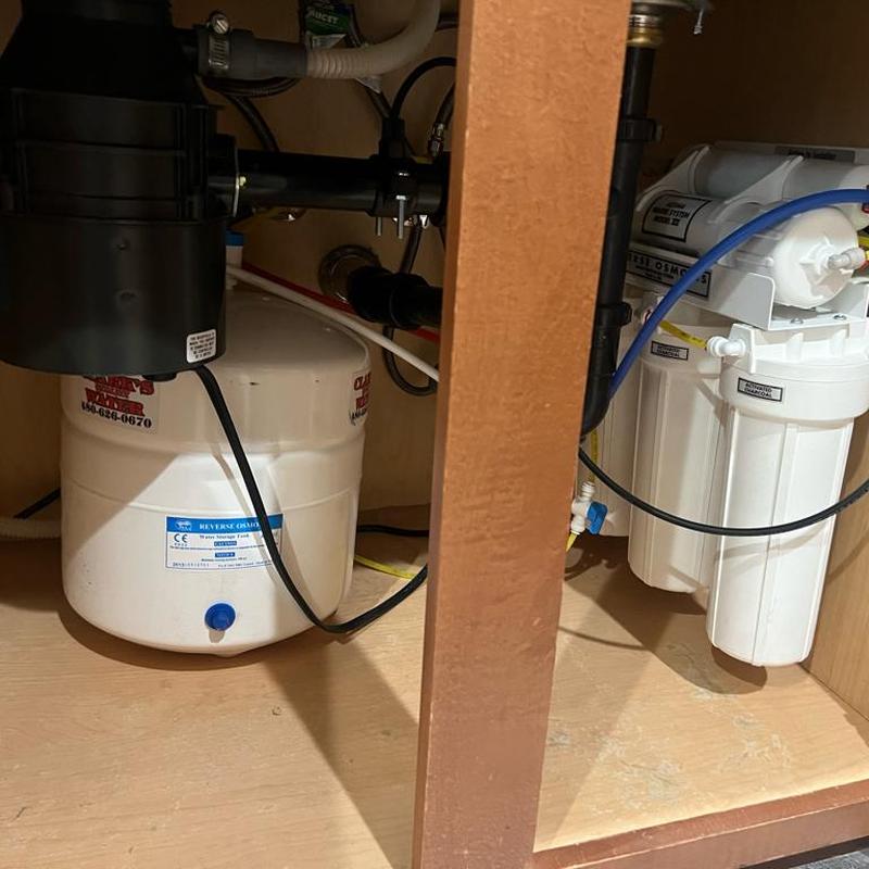 Reverse osmosis water filtration system under sink installed