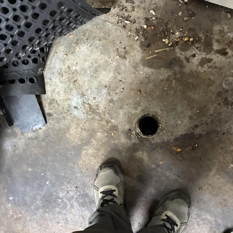 Hand sink P-trap removal with drain access opening