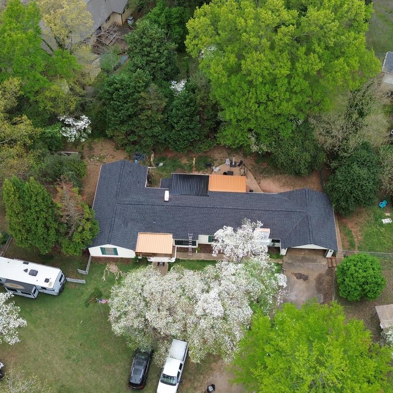 Asphalt shingle roof with clean installation details Asphalt shingle roof with clean installation details