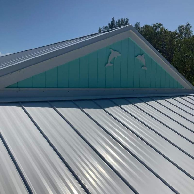 .032 aluminum standing seam roof panels on home