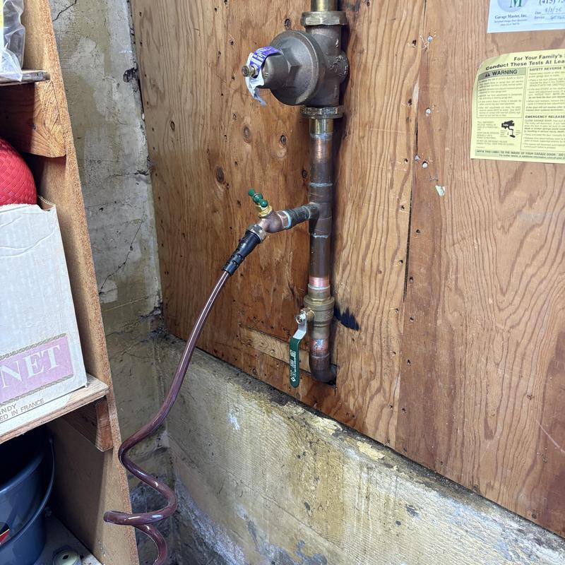 Shut-off valve and hose bib installation on copper pipe Shut-off valve and hose bib installation on copper pipe