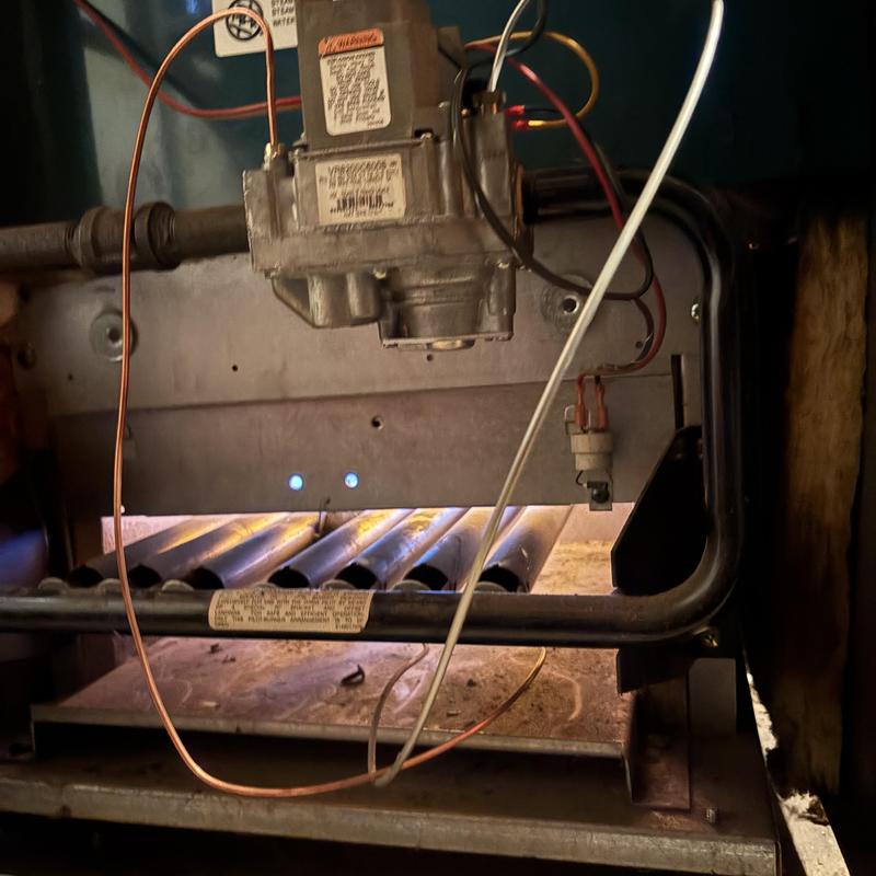 Steam boiler ignition system with open burners and wiring Steam boiler ignition system with open burners and wiring