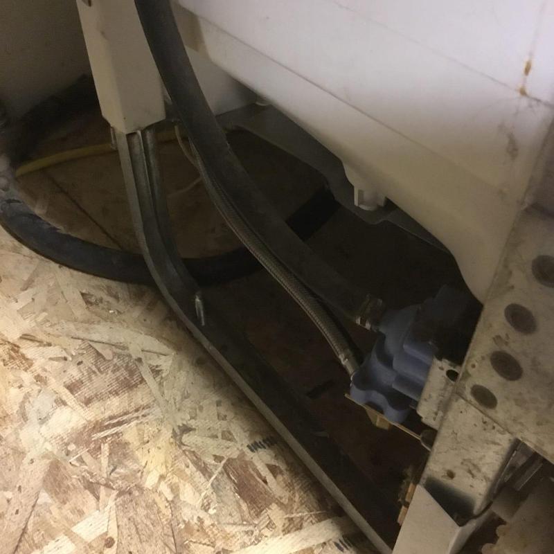 Dishwasher braided supply line and water valve hookup