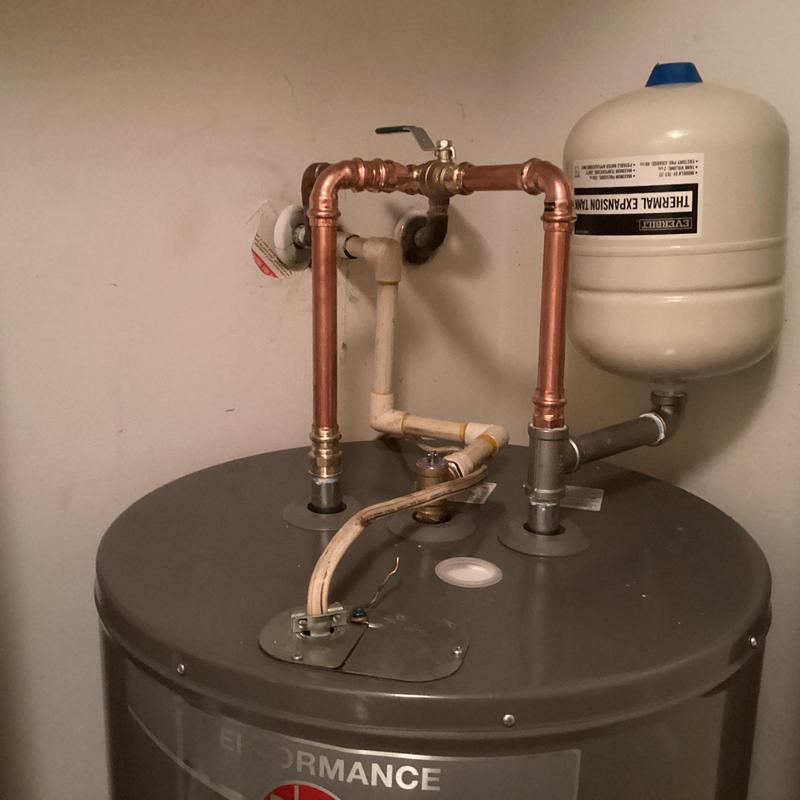 Electric water heater with new copper piping and expansion tank
