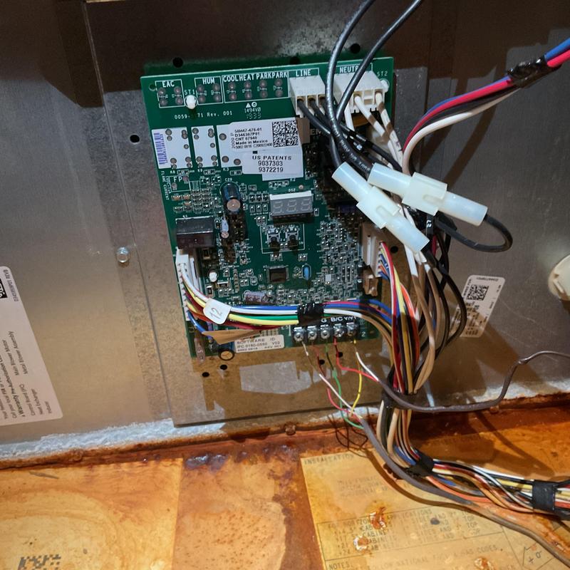 HVAC control board with wiring connections HVAC control board with wiring connections