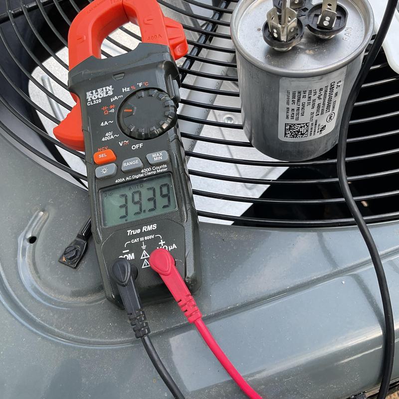 AC unit capacitor with digital clamp meter measurement AC unit capacitor with digital clamp meter measurement