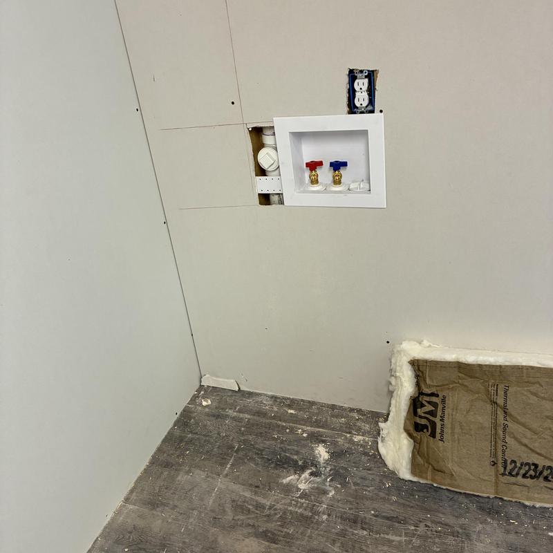 Laundry water hookup box with hot and cold valves
