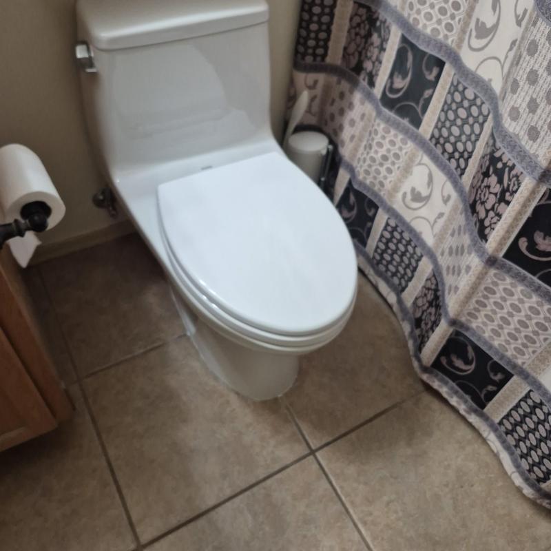 Toilet installation with quarter turn angle stop valve