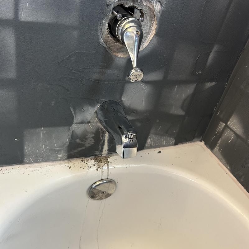 Tub spout and valve installation with wall piping replacement