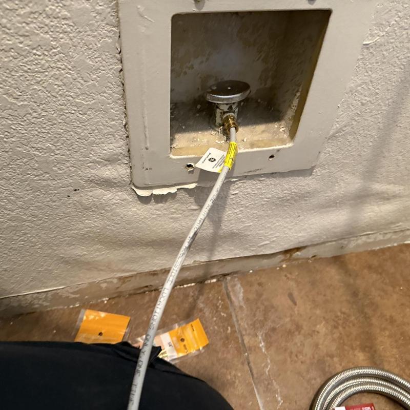 Icemaker water line connection in wall box