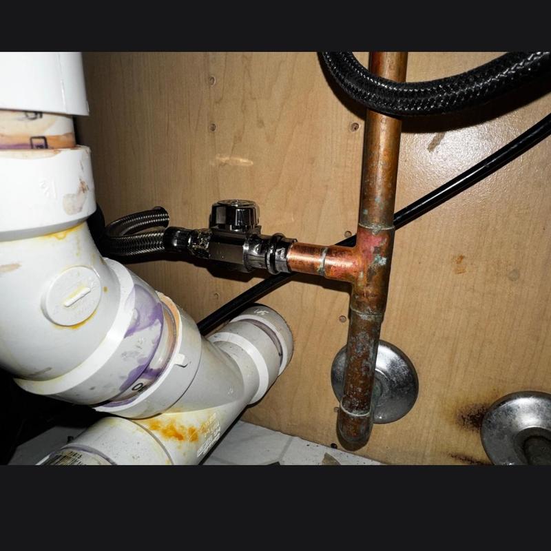 Quarter turn stop valve for dishwasher line installation