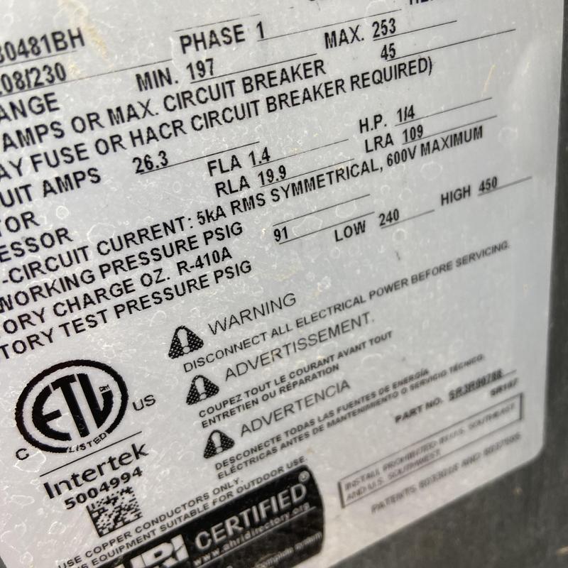 Refrigerant system pressure and electrical specifications label