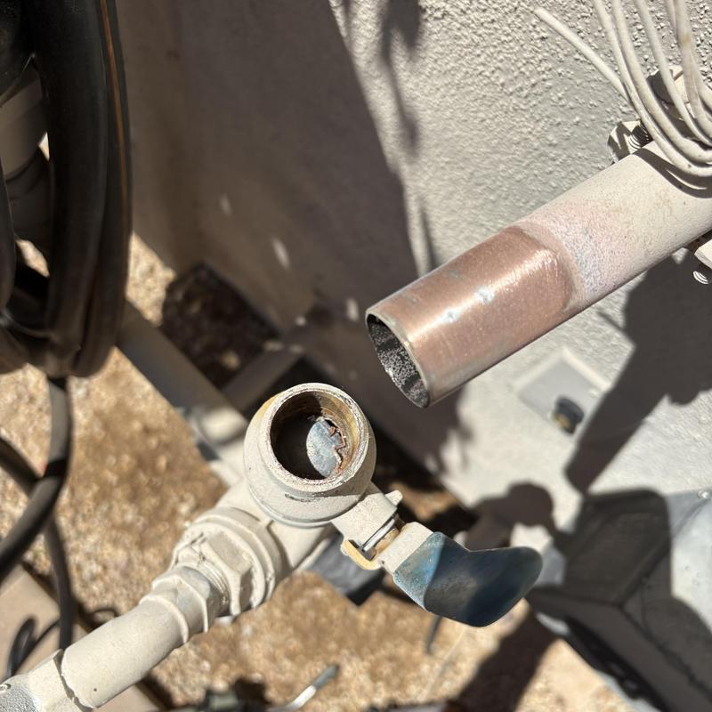 1 Inch ball valve with outdoor plumbing connection
