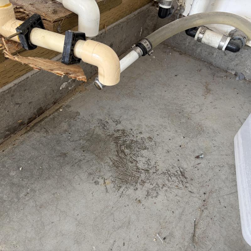 Water heater T&P valve discharge and plumbing pipes
