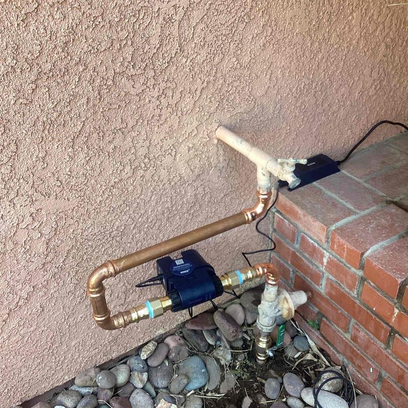 Moen Flo leak detection device on copper pipe