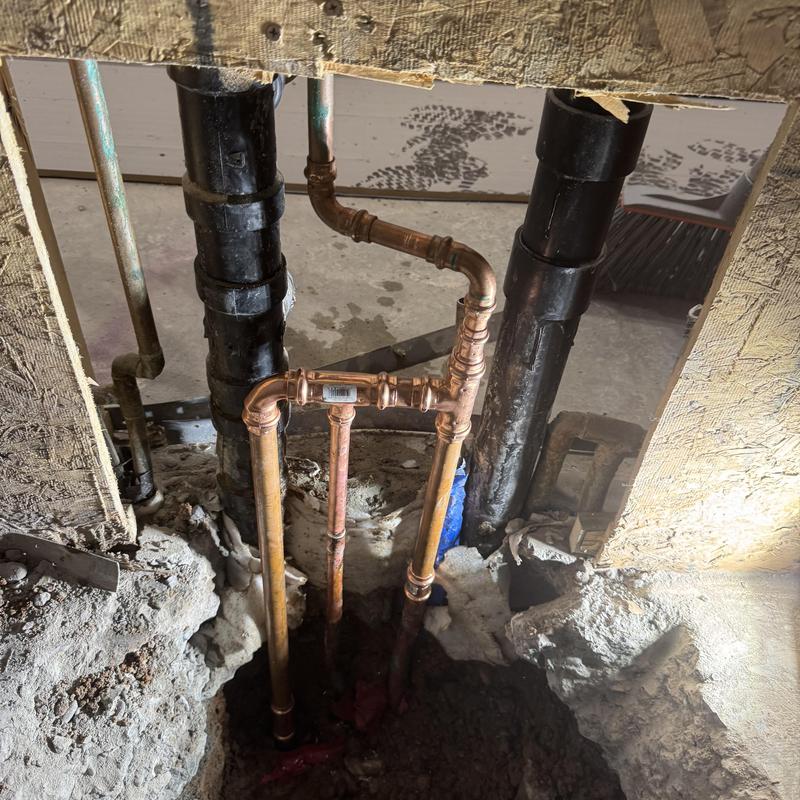 Copper water supply pipes under kitchen slab leak repair Copper water supply pipes under kitchen slab leak repair